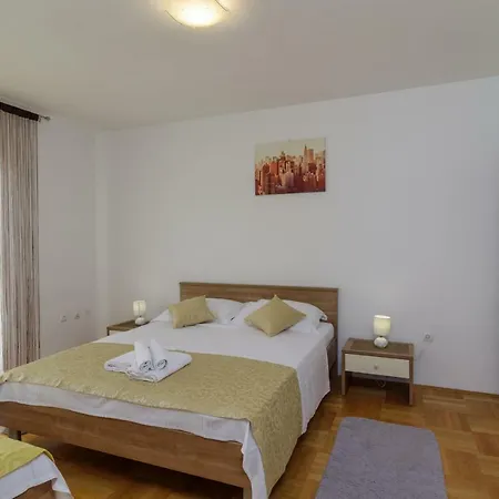 Renic Appartamento Kaštela