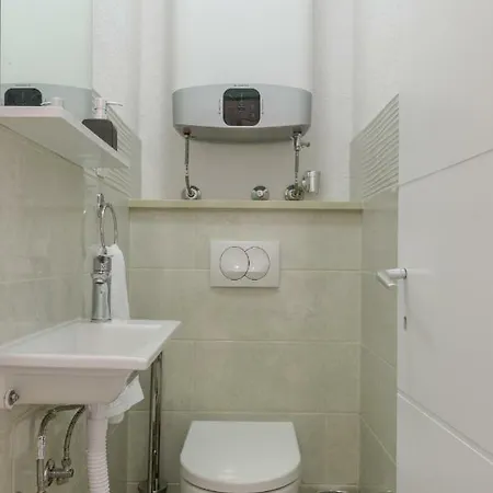 Renic Appartamento Kaštela