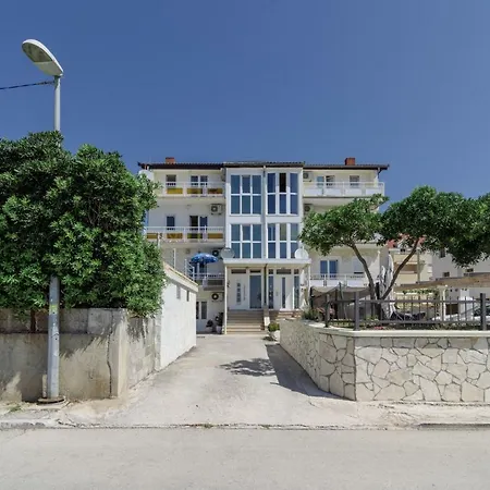 Apartment Renic
